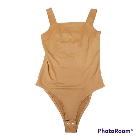 NWT ReoRia Women's Sleeveless Square Neck Soft Bodysuit Solid Brown - Picture 1 of 4